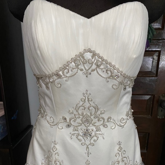 The Couture Collection Bridal Sz 10 NWOT - Picture 2 of 8